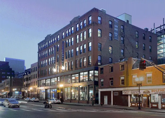 Hi BostonAirport Hotel